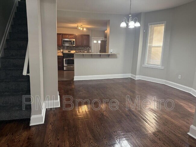 Building Photo - 5205 Craig Ave