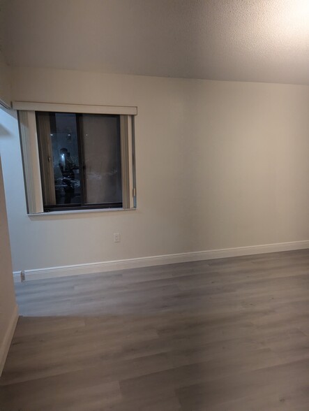 Building Photo - 8977 SW 123rd Ct