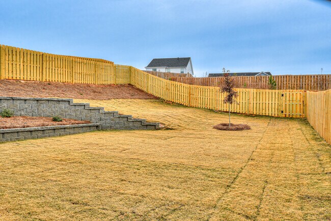 Building Photo - 926 Holbrook Dr