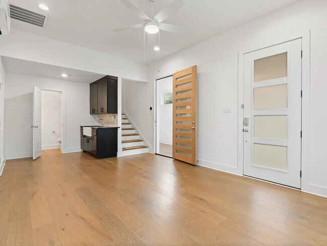 Building Photo - 2825 Townsend Dr