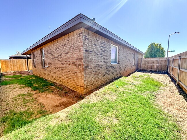 Building Photo - Charming 3 Bedroom, 2 Bath Home in Cooper ISD
