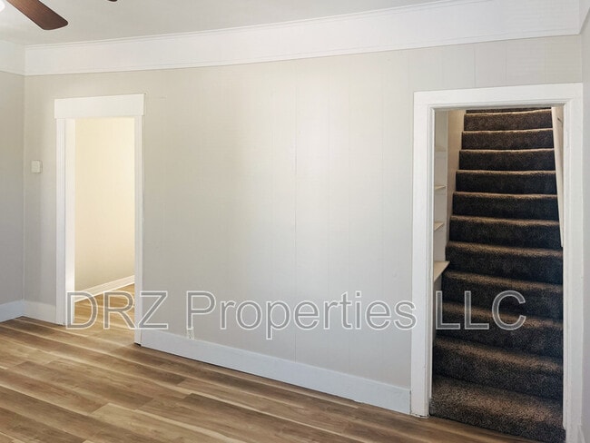 Building Photo - 1104 3rd St NW
