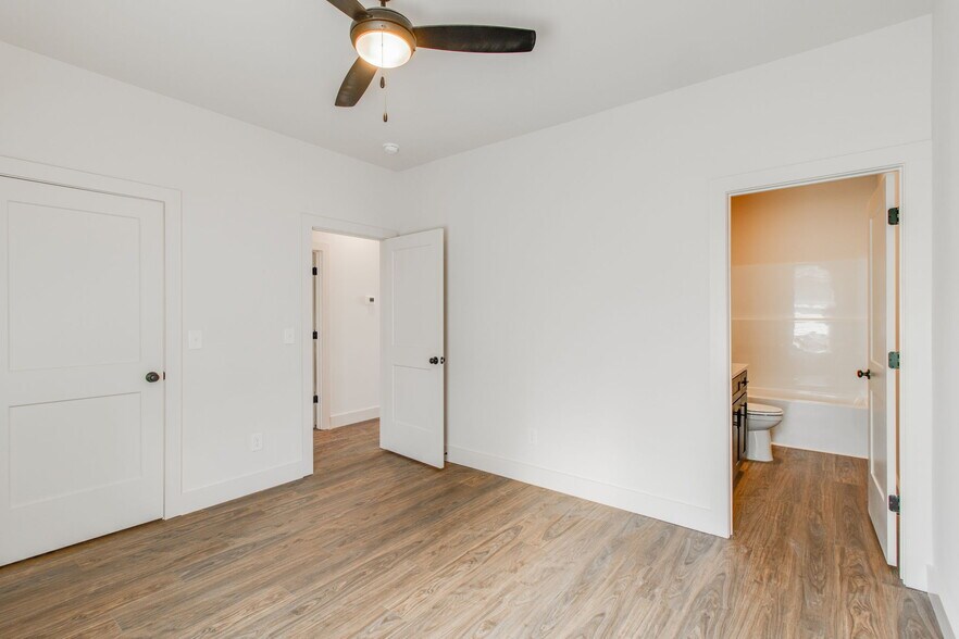 Building Photo - 2516 Richland St