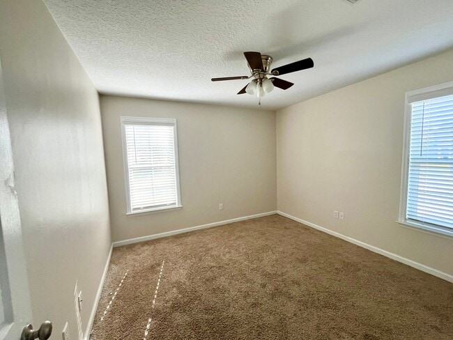 Building Photo - 2562 Tuscan Way