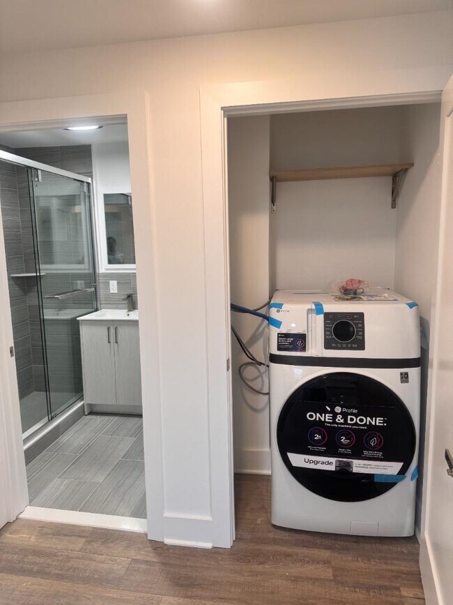 Building Photo - 2339 Haverford Rd