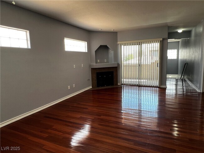 Building Photo - 6905 Cobre Azul Ave