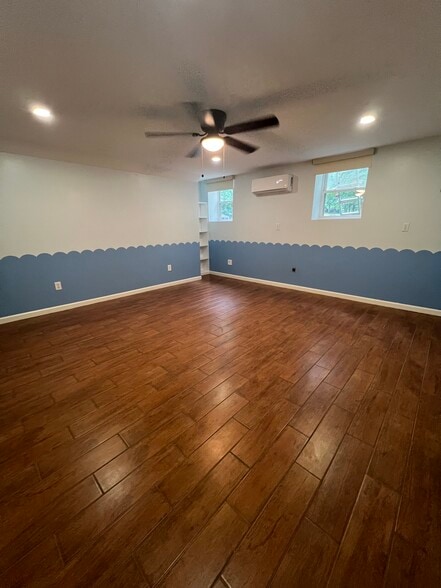 Building Photo - 509 Maverick Rd