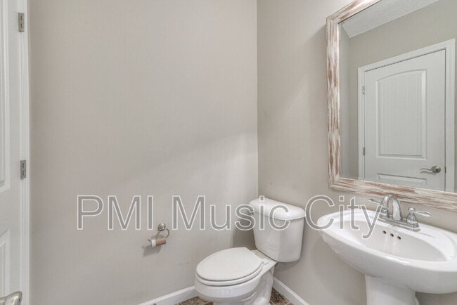 Building Photo - 4219 Golden Sun Ct