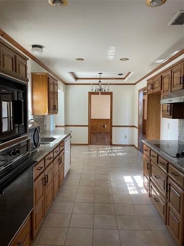 Building Photo - 6705 Sweetwater Dr