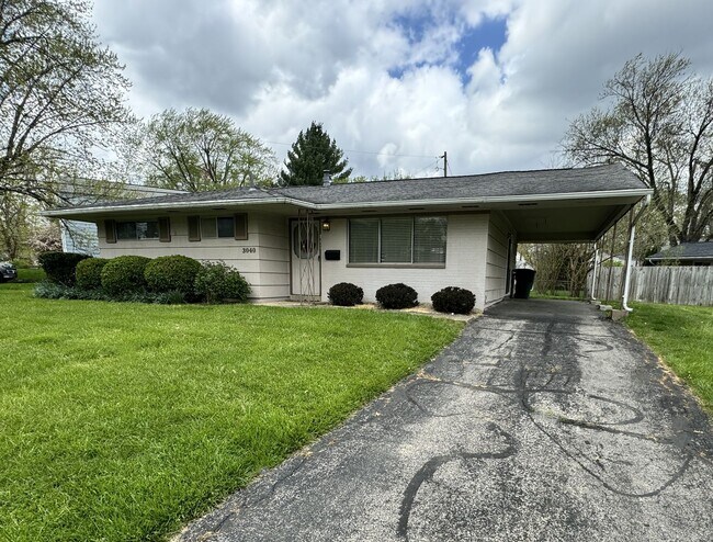 Building Photo - 3 Bedroom- Upper Arlington area