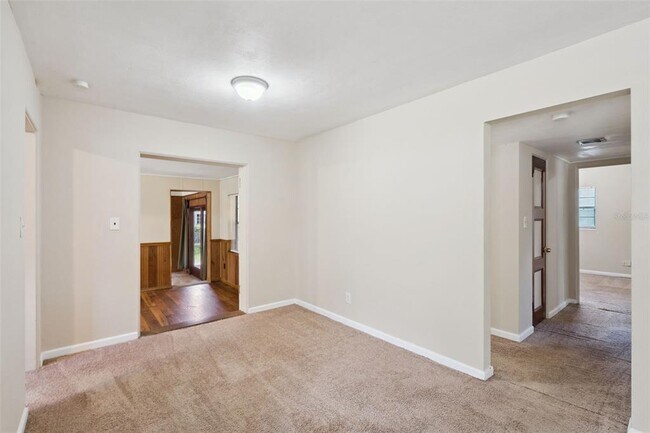 Building Photo - 2028 Albert Lee Pkwy