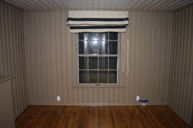 Building Photo - 6700 Kavanaugh Pl