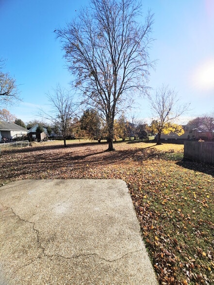 Building Photo - 420 Nathan St