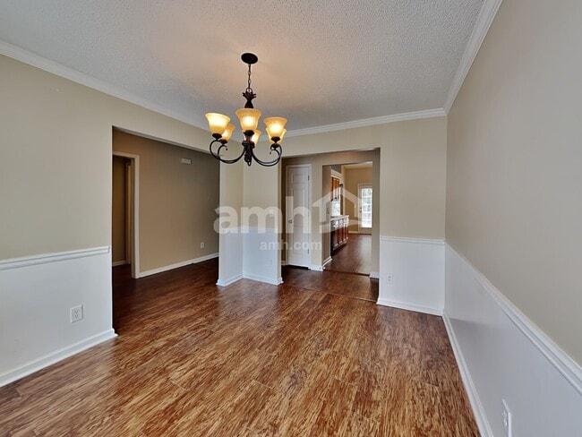 Building Photo - 3900 Village Main St