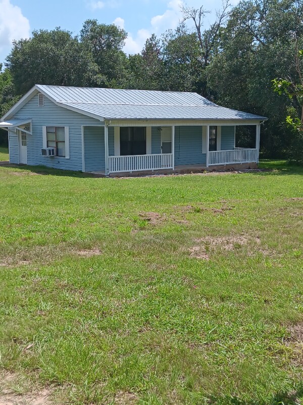 Building Photo - 1045 Buck Rd