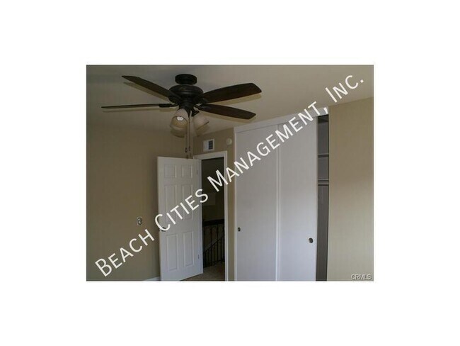 Building Photo - 6220 Ronald Dr