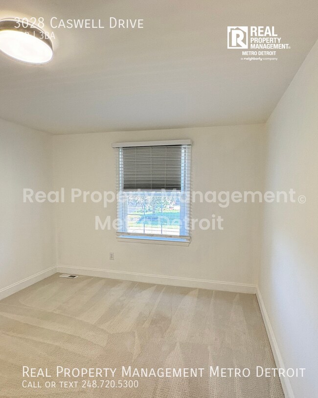 Building Photo - 3028 Caswell Dr