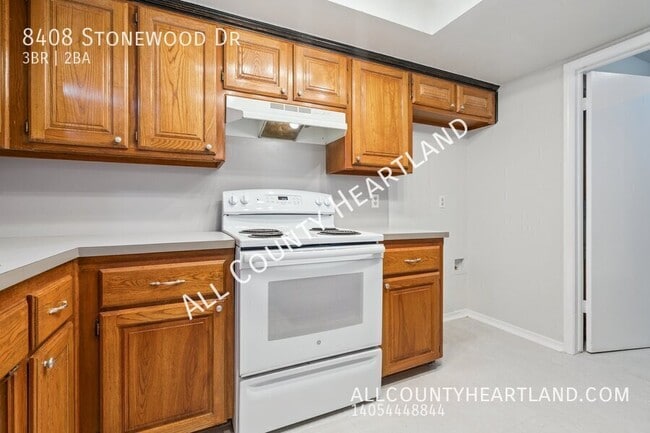 Building Photo - 8408 Stonewood Dr