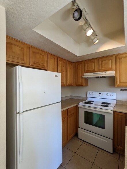 Building Photo - 3535 W Tierra Buena Ln