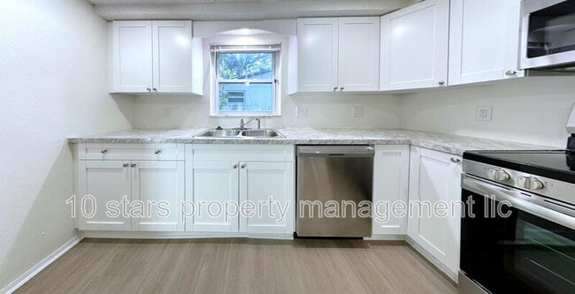 Building Photo - 5707 Quist Dr