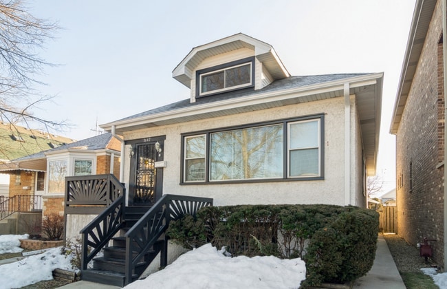 Building Photo - 3647 N Newland Ave