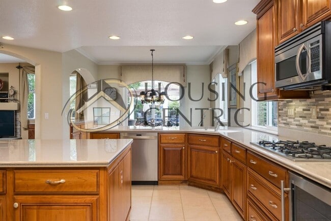 Building Photo - Executive Folsom Rental with a Pool, Energ...