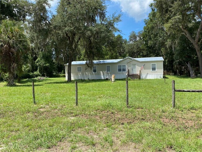 Building Photo - 17320 NE 37th Ct