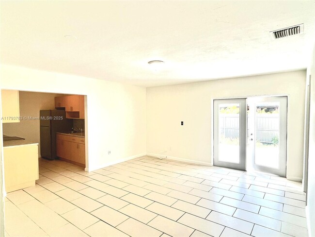Building Photo - 4308 SW 130th Ct