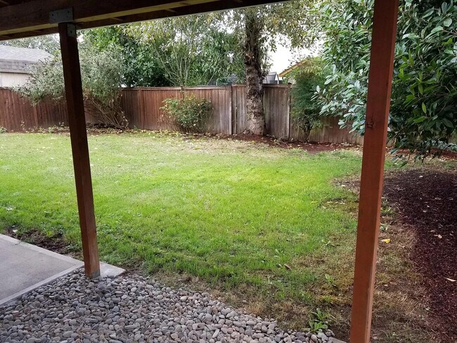 Building Photo - 5386 Burbank St N