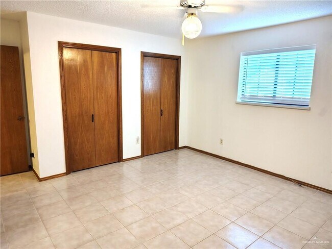 Building Photo - 3511 Datepalm Ave