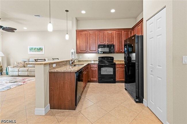 Building Photo - 10535 Carolina Willow Dr