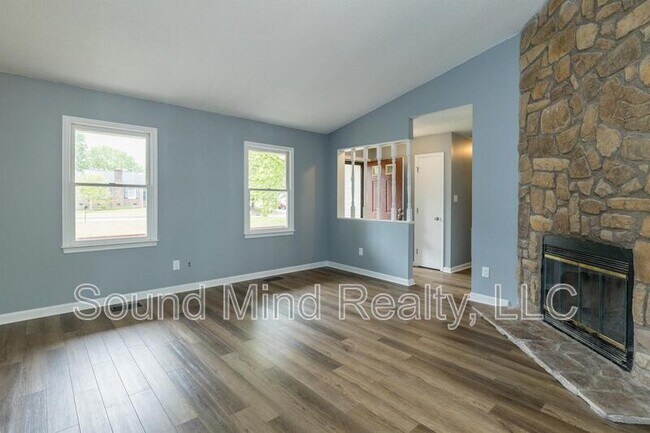 Building Photo - 8221 Rocky Ct