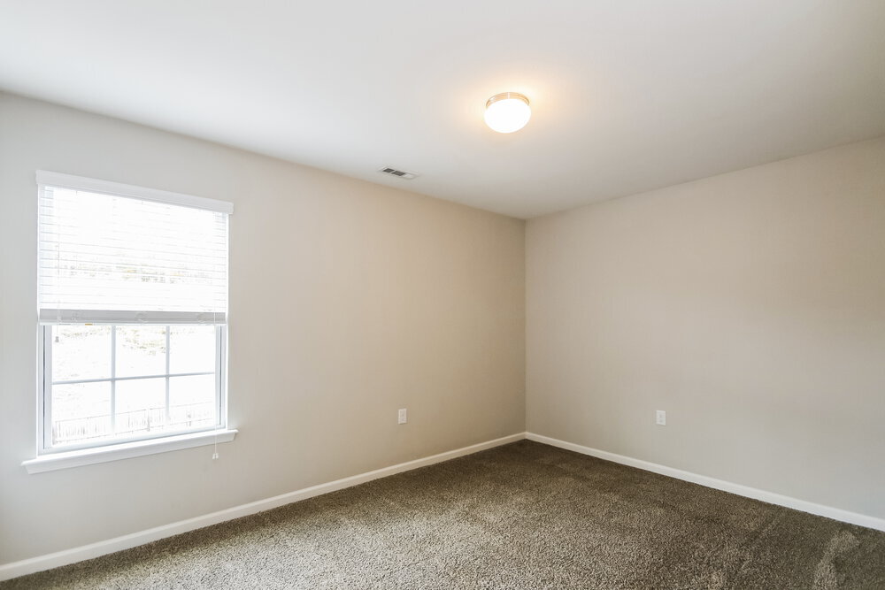 Building Photo - 1918 Eastway Dr