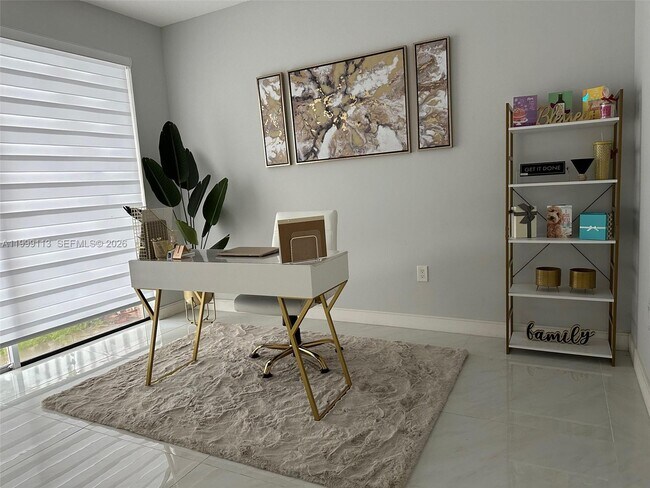 Building Photo - 7690 S Southwood Cir