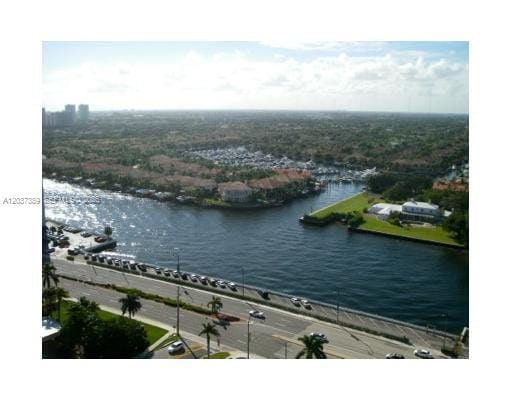 Building Photo - 1201 S Ocean Dr