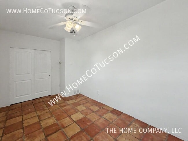Building Photo - 542 E Speedway Blvd