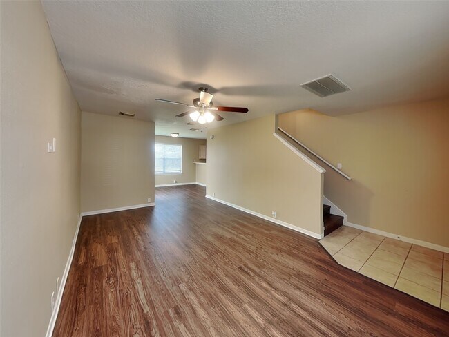 Building Photo - 17238 S Summit Canyon Dr