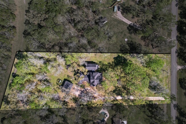 Building Photo - 20802 Pecan Bend Rd