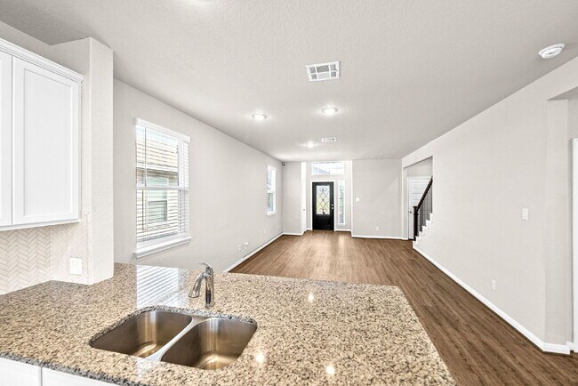 Building Photo - A Bright and Spacious Home Designed for Co...