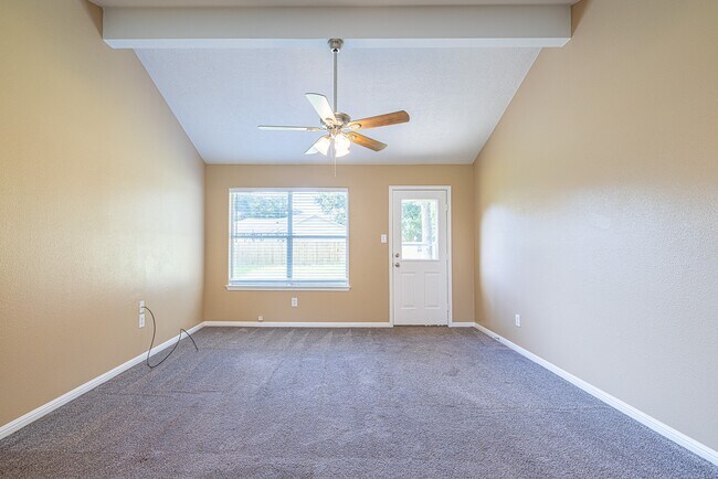 Building Photo - 16381 Many Trees Ln
