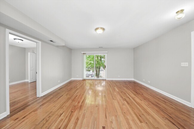 Building Photo - 3423 Ridgeland-301