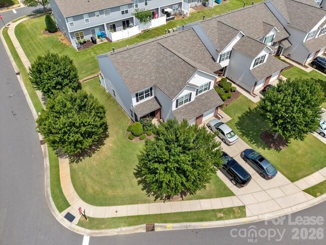 Building Photo - 10350 Stineway Ct