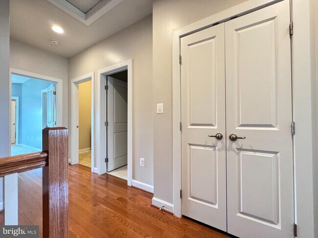 Building Photo - 20649 Duxbury Terrace