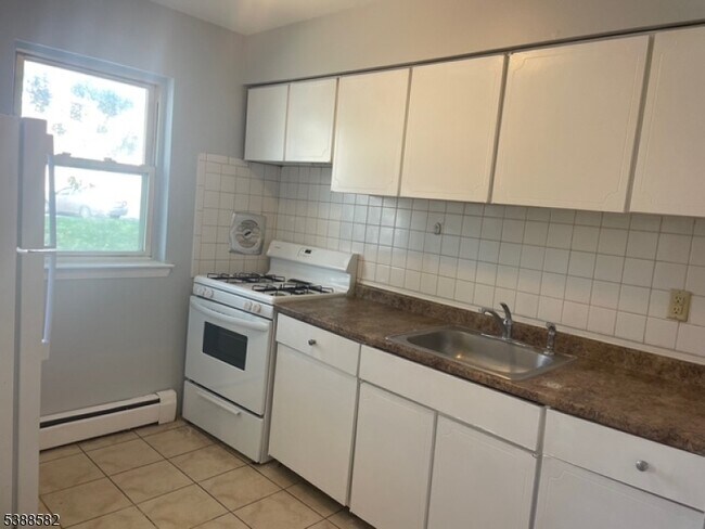 Building Photo - 2467 NJ-10