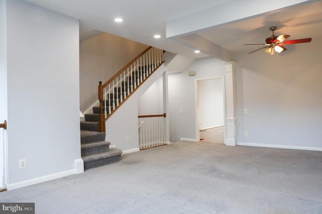 Building Photo - 6324 Locust Tree Ln