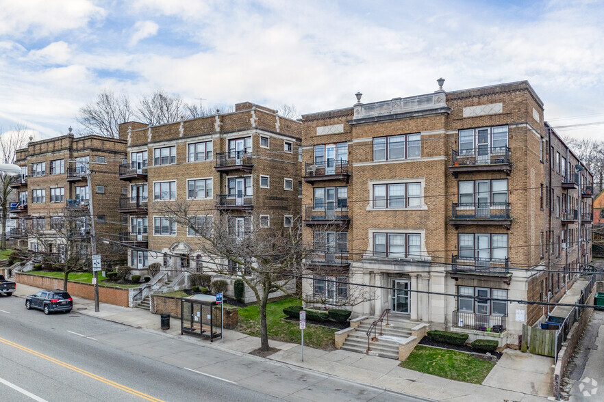 Building Photo - The Balfour Apartments