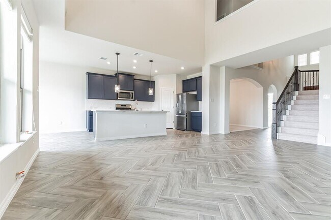 Building Photo - 4425 Shady Hl Ln