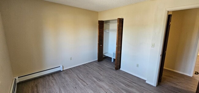 Building Photo - Newly Renovated 3Bed/2Bath Home Now Availa...