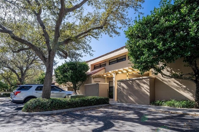 Building Photo - 8708 SW 79th Pl