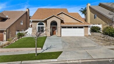Building Photo - 3327 Deaver Dr